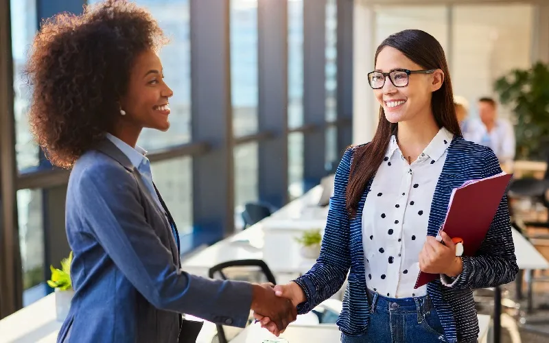 Beyond the Business: Exploring Different Investment Options for Entrepreneurial Success — article graphic